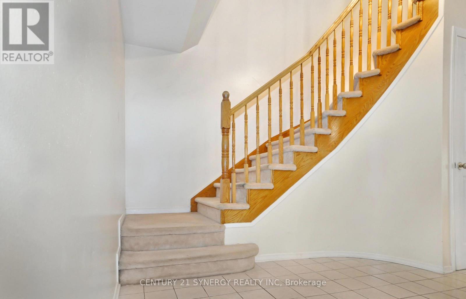 Circular Staircase to 2nd Level