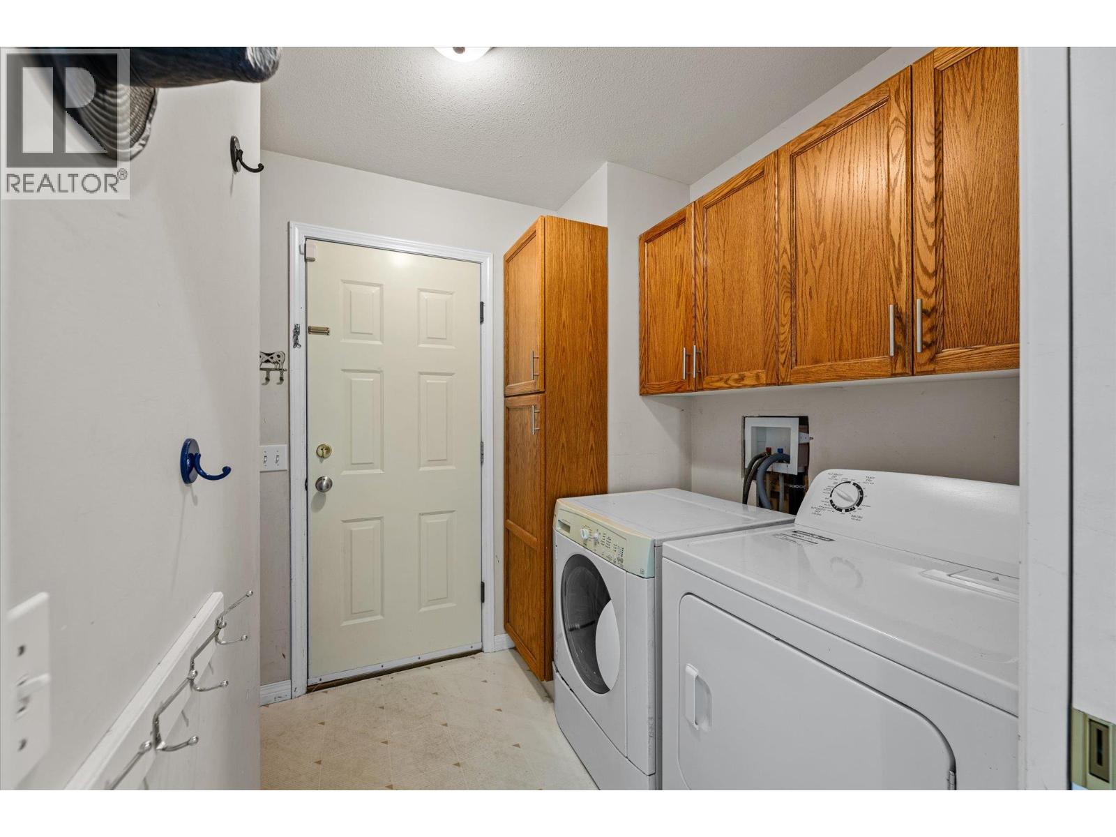 1881 Portland Place, Kelowna