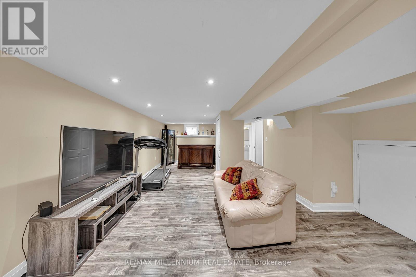 5 - 10 GRANDRAVINE DRIVE — photo 23
