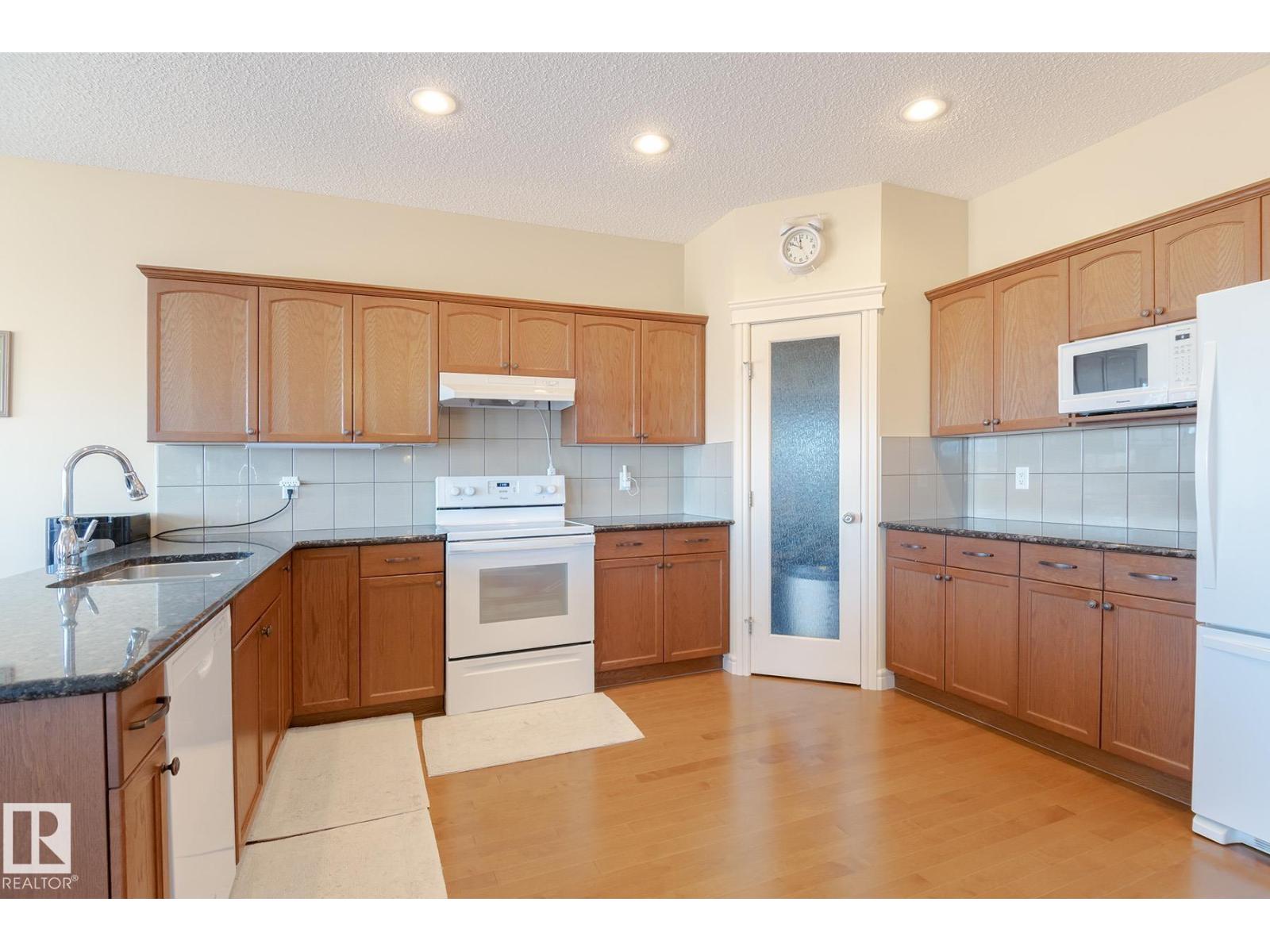 7426 Getty WY NW - 14