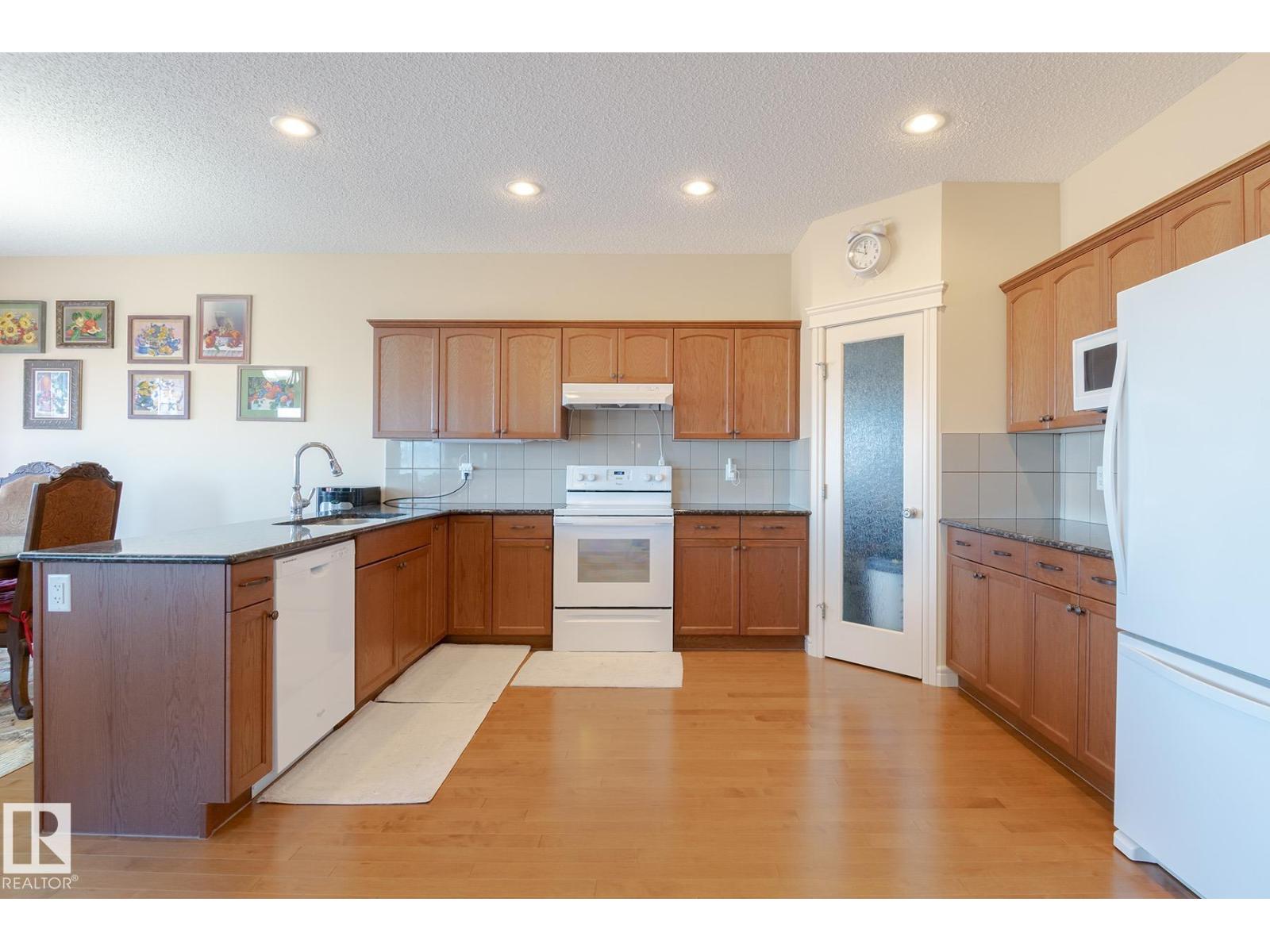 7426 Getty WY NW - 15