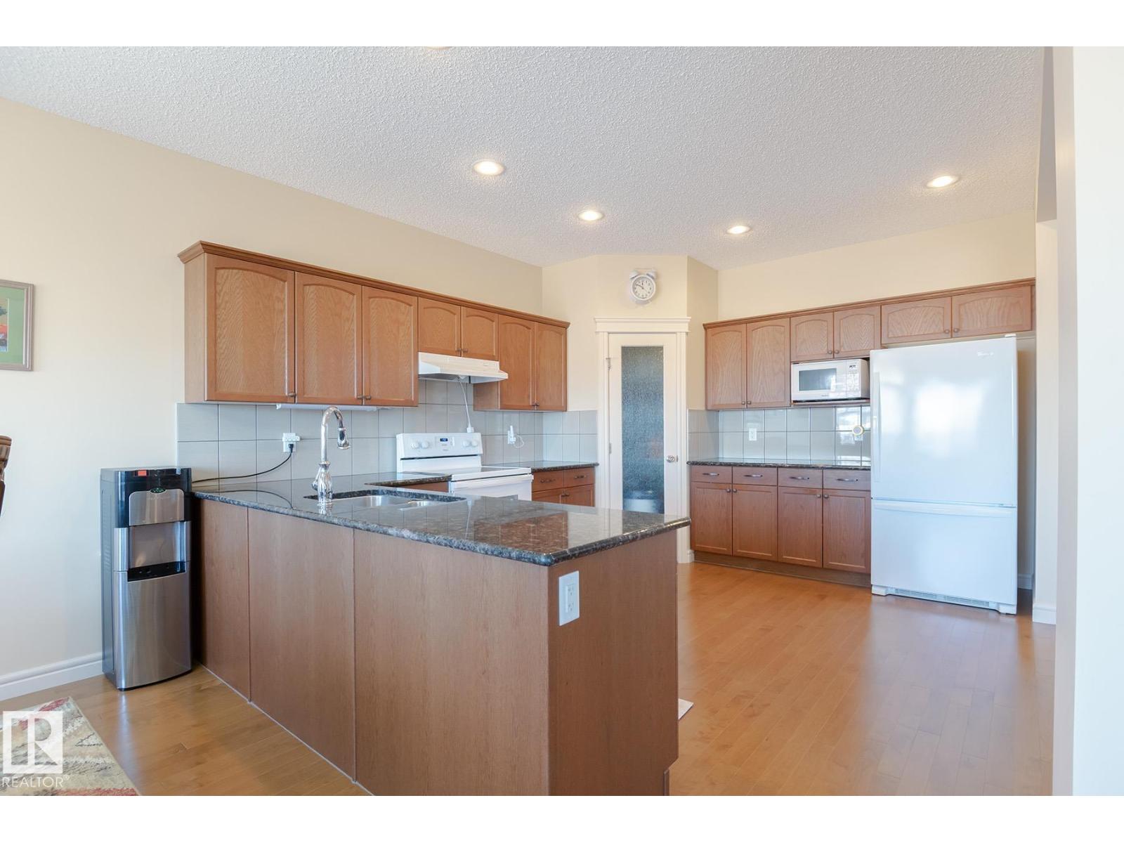 7426 Getty WY NW - 17