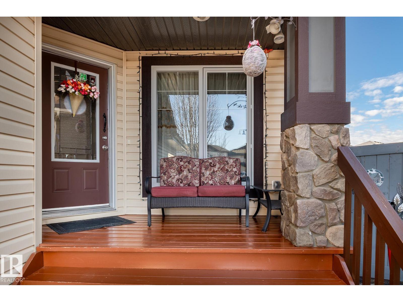 7426 Getty WY NW - 2