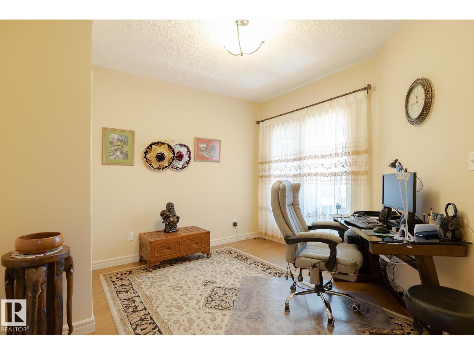7426 Getty WY NW - 5