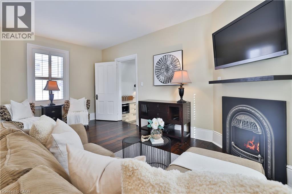455 NELSON Avenue - 11