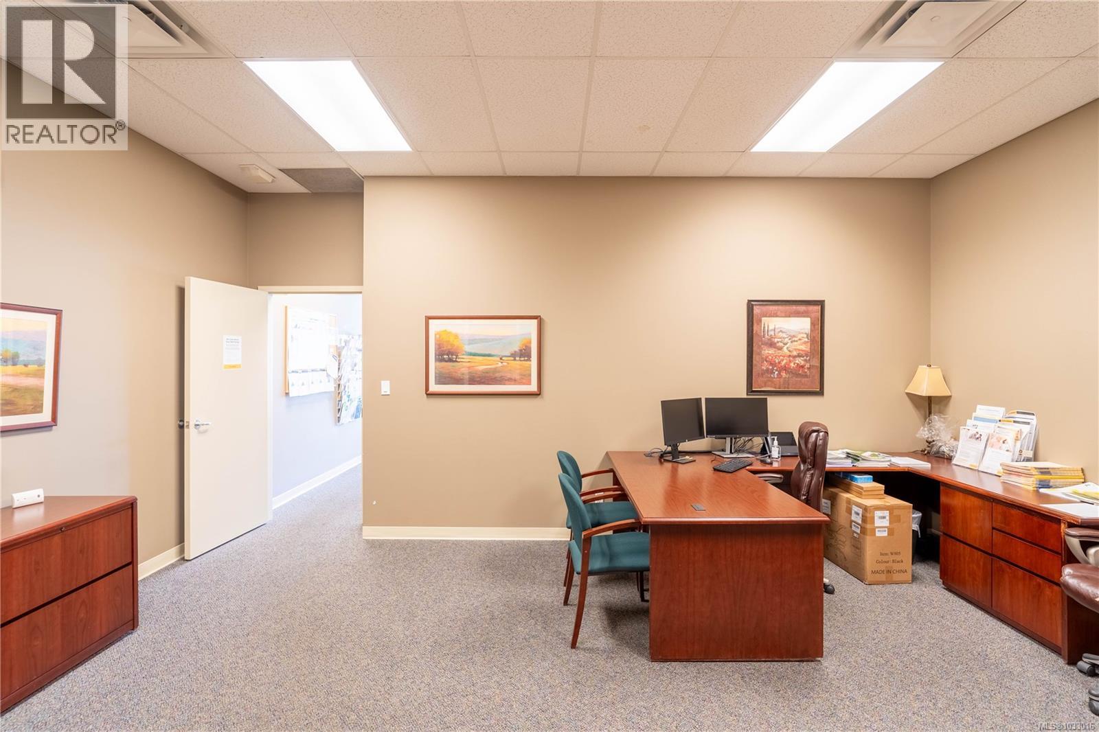 D 951 Canada Ave, Duncan