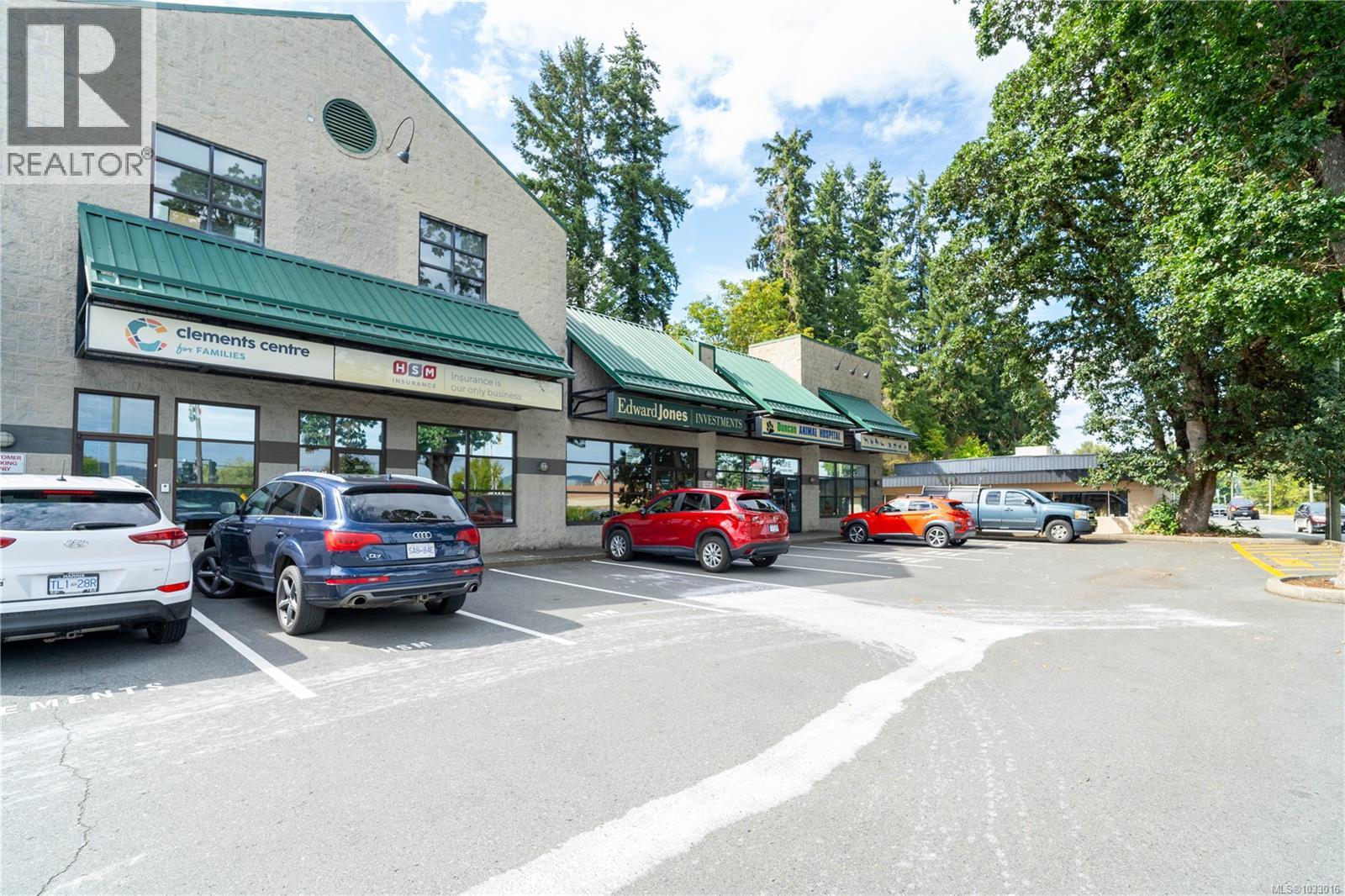 D 951 Canada Ave, Duncan