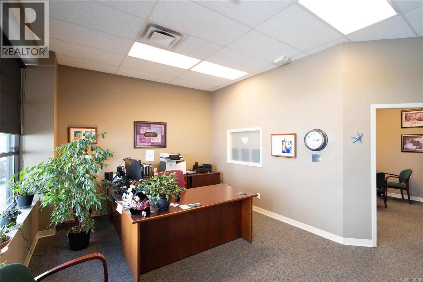 D 951 Canada Ave, Duncan