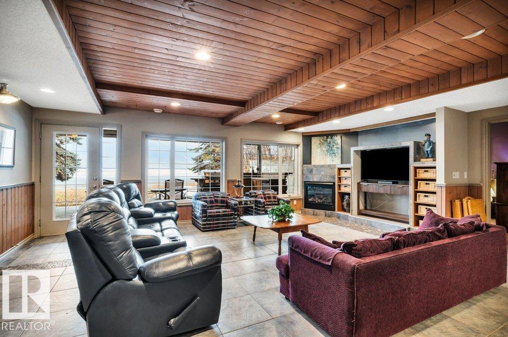 13-52427 Rge Rd 50 - 39