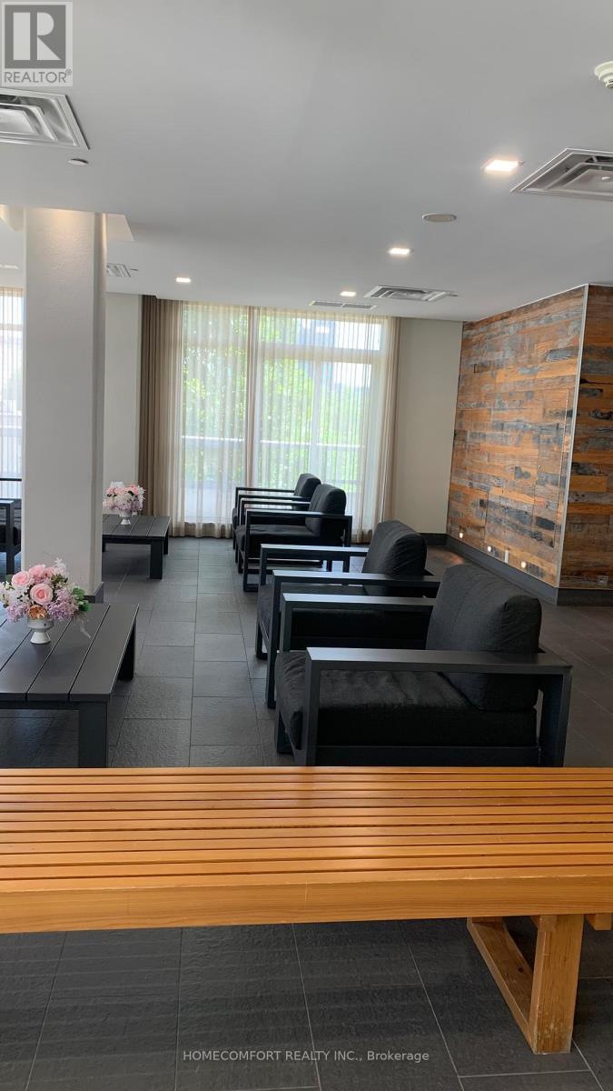 Listing photo of 205 - 2015 SHEPPARD AVENUE E