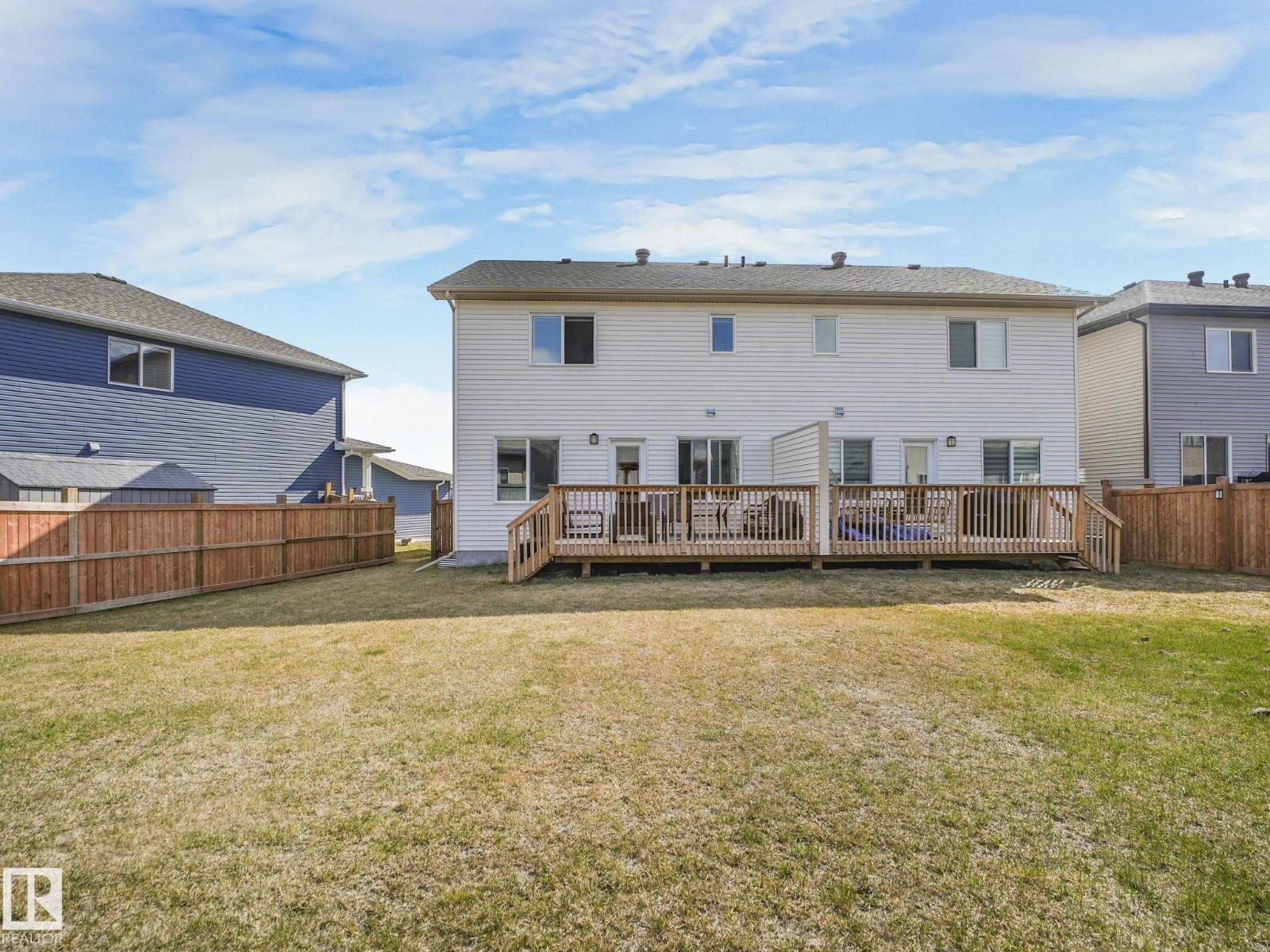 7808 174 AV NW - 21
