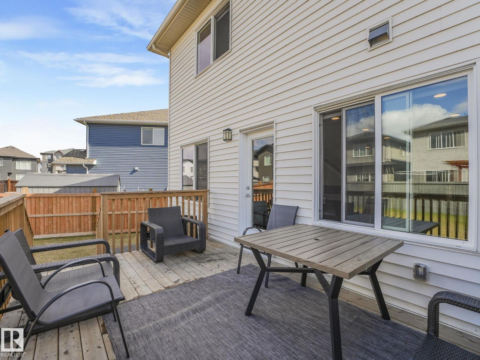 7808 174 AV NW - 18