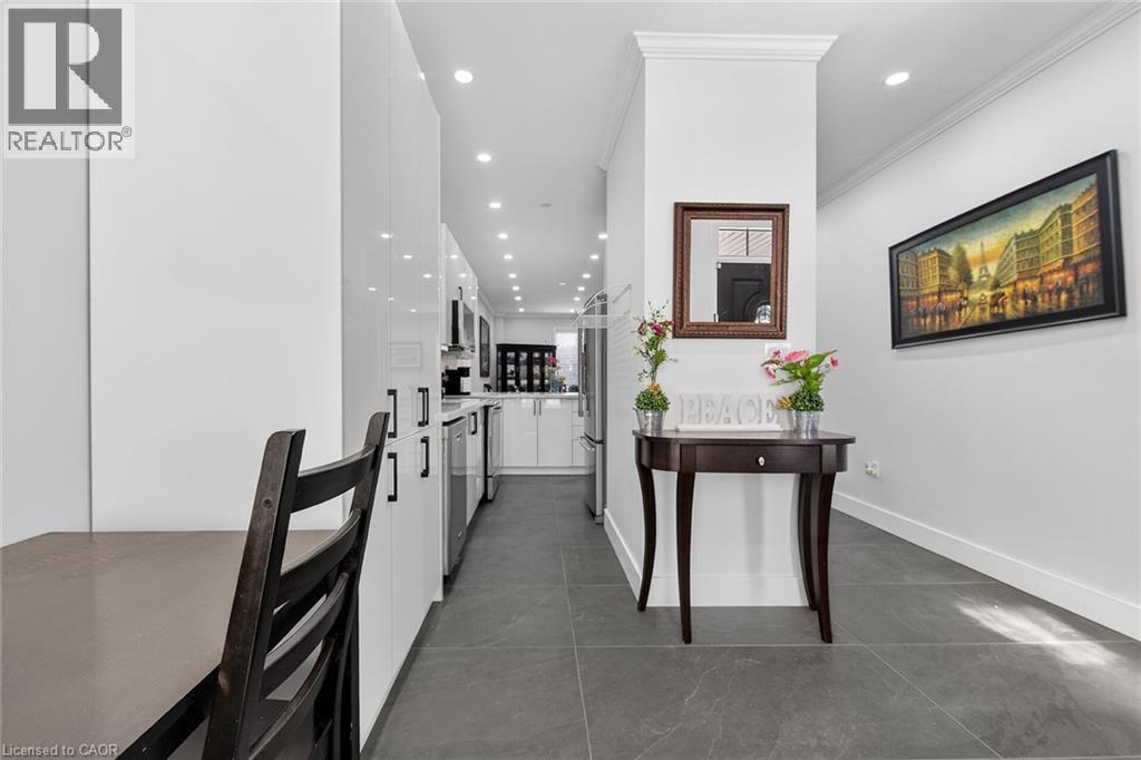 33 PANORAMA Way - 20