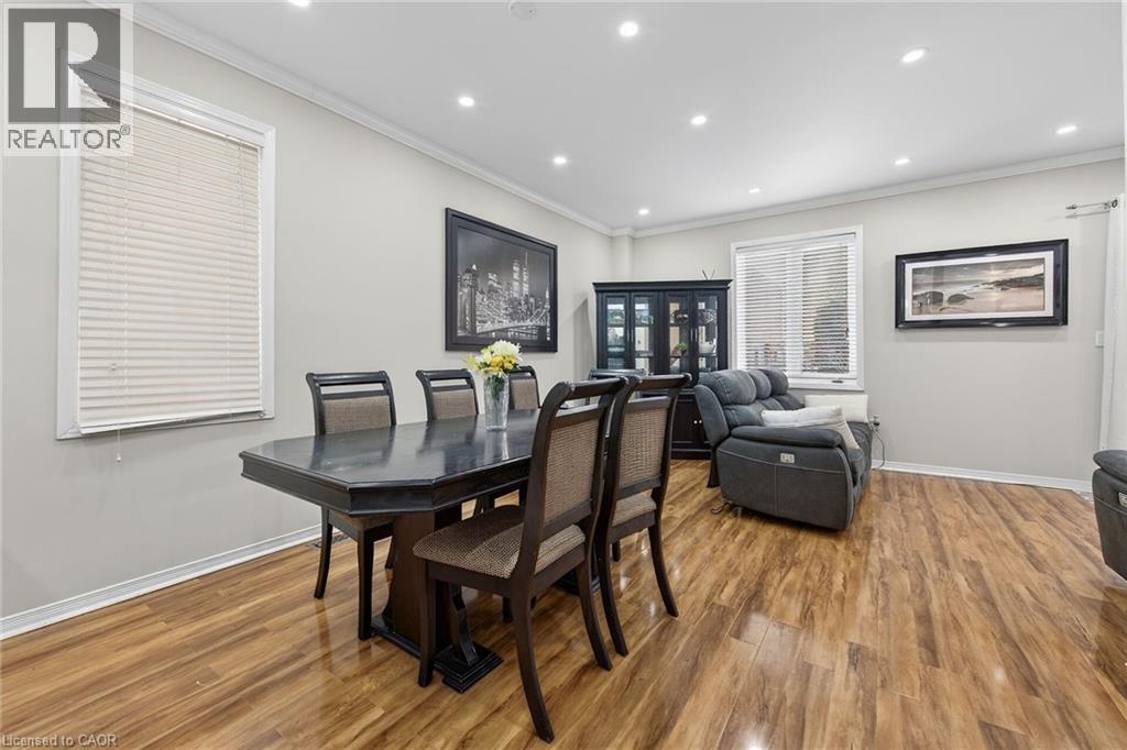33 PANORAMA Way - 12