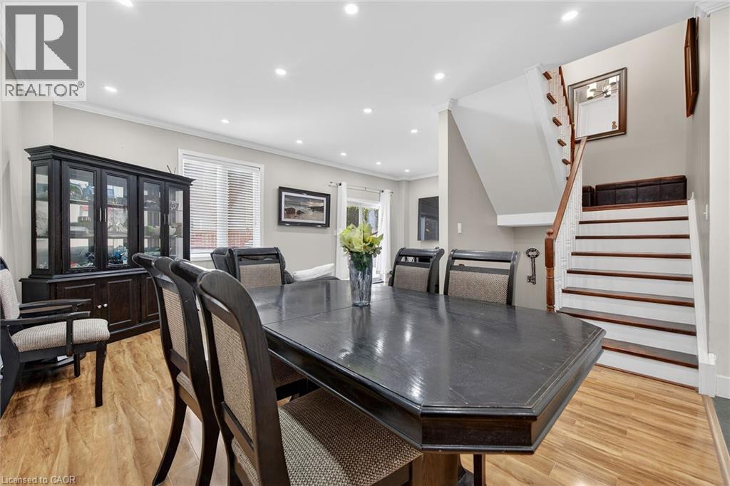 33 PANORAMA Way - 13