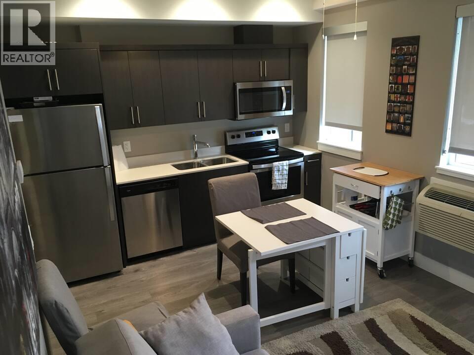 #435 925 Leon Avenue - 4