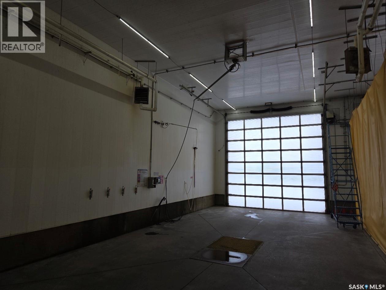 204 Railway AVENUE S — photo 13