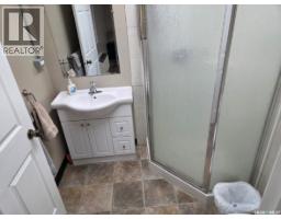 204 Railway Avenue S, Middle Lake, SK S0K2X0 Photo 59