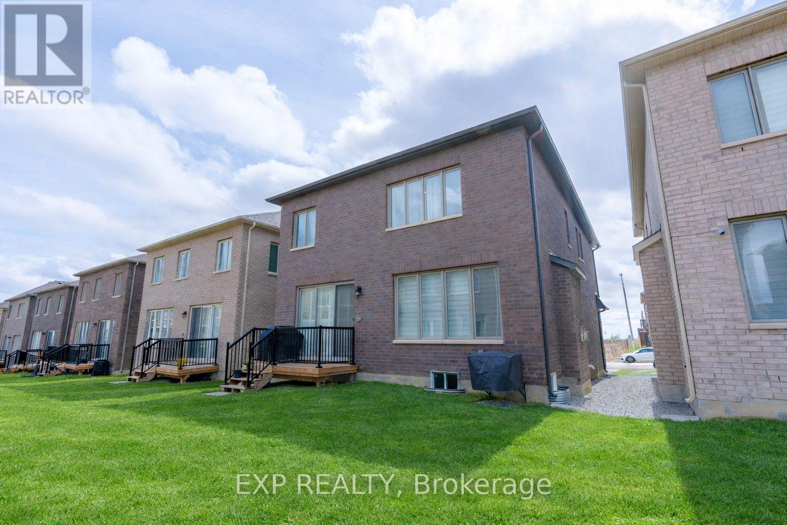 14 LONGWORTH AVENUE - 31