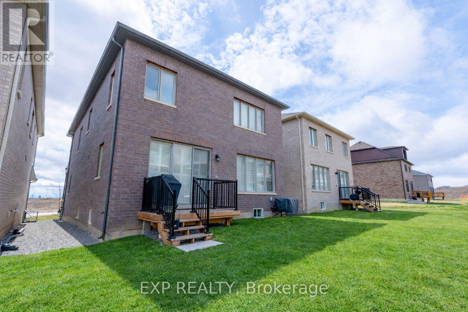 14 LONGWORTH AVENUE - 32