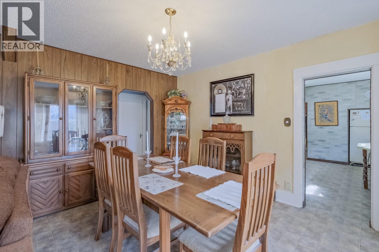 836 GOVERNMENT Street, Penticton