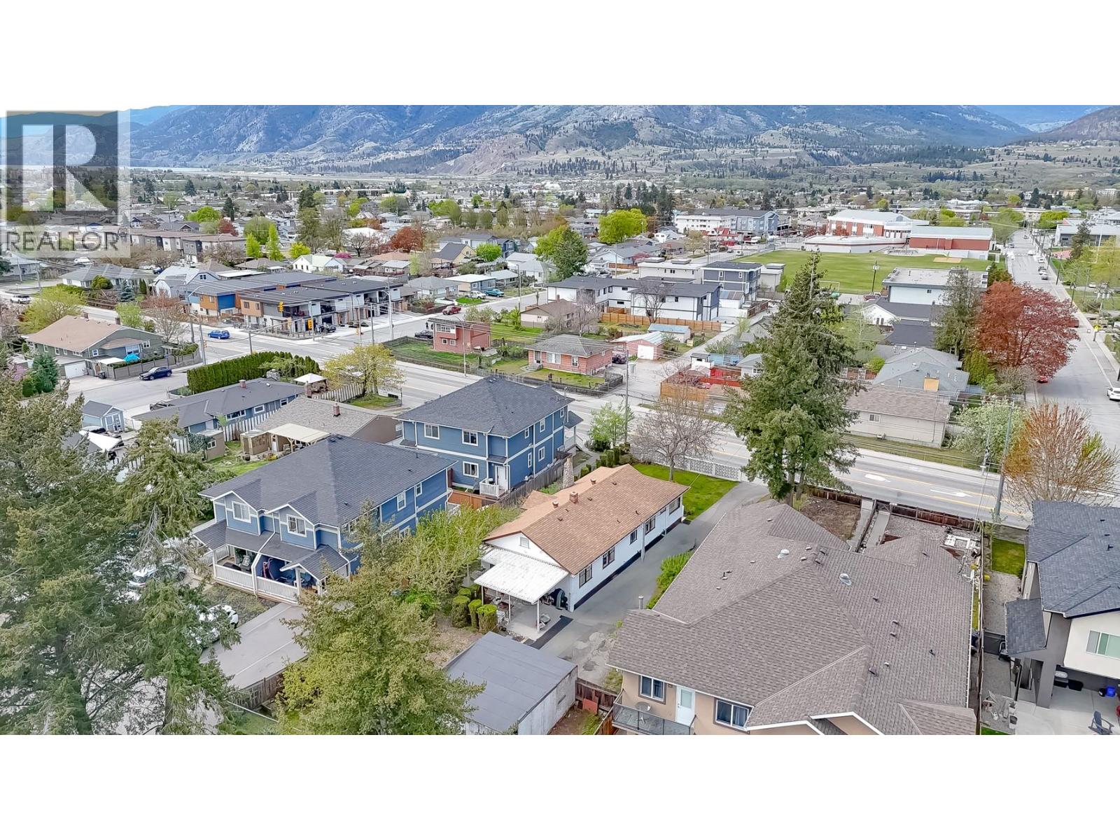 836 GOVERNMENT Street, Penticton
