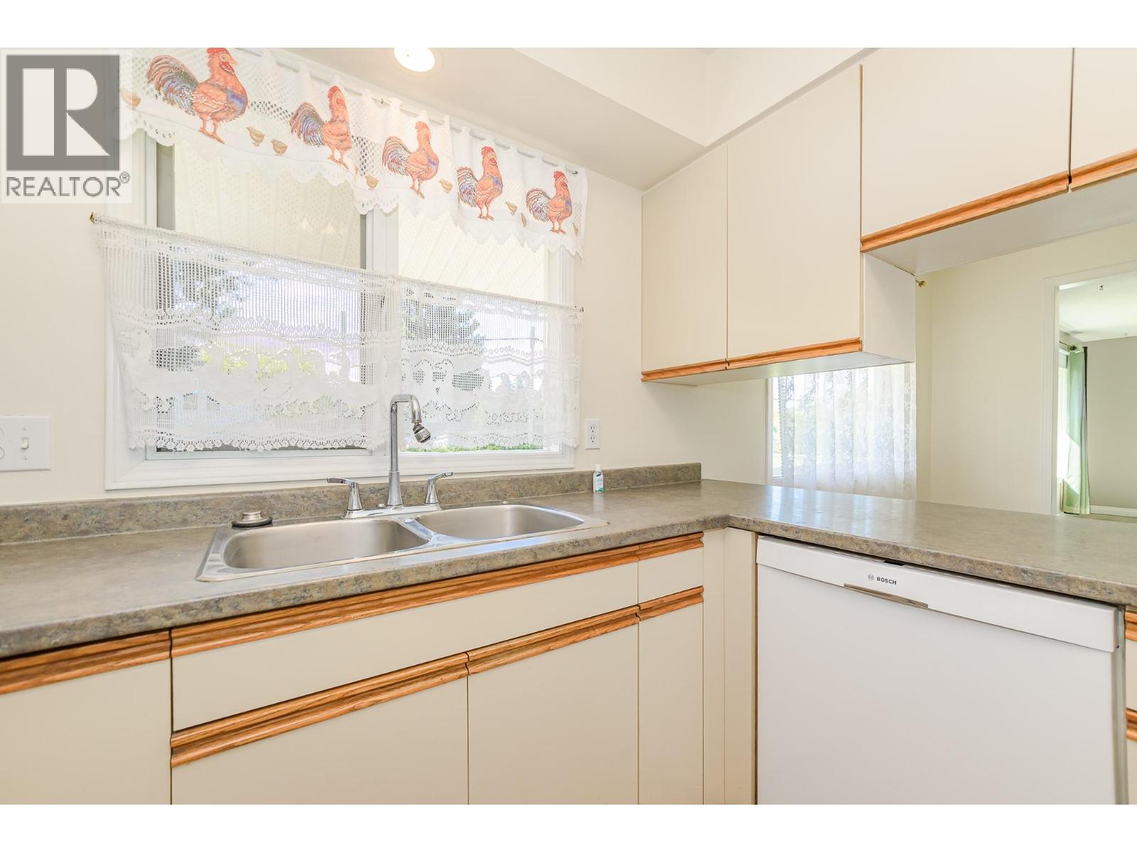 #57 2180 Fletcher Avenue - 6