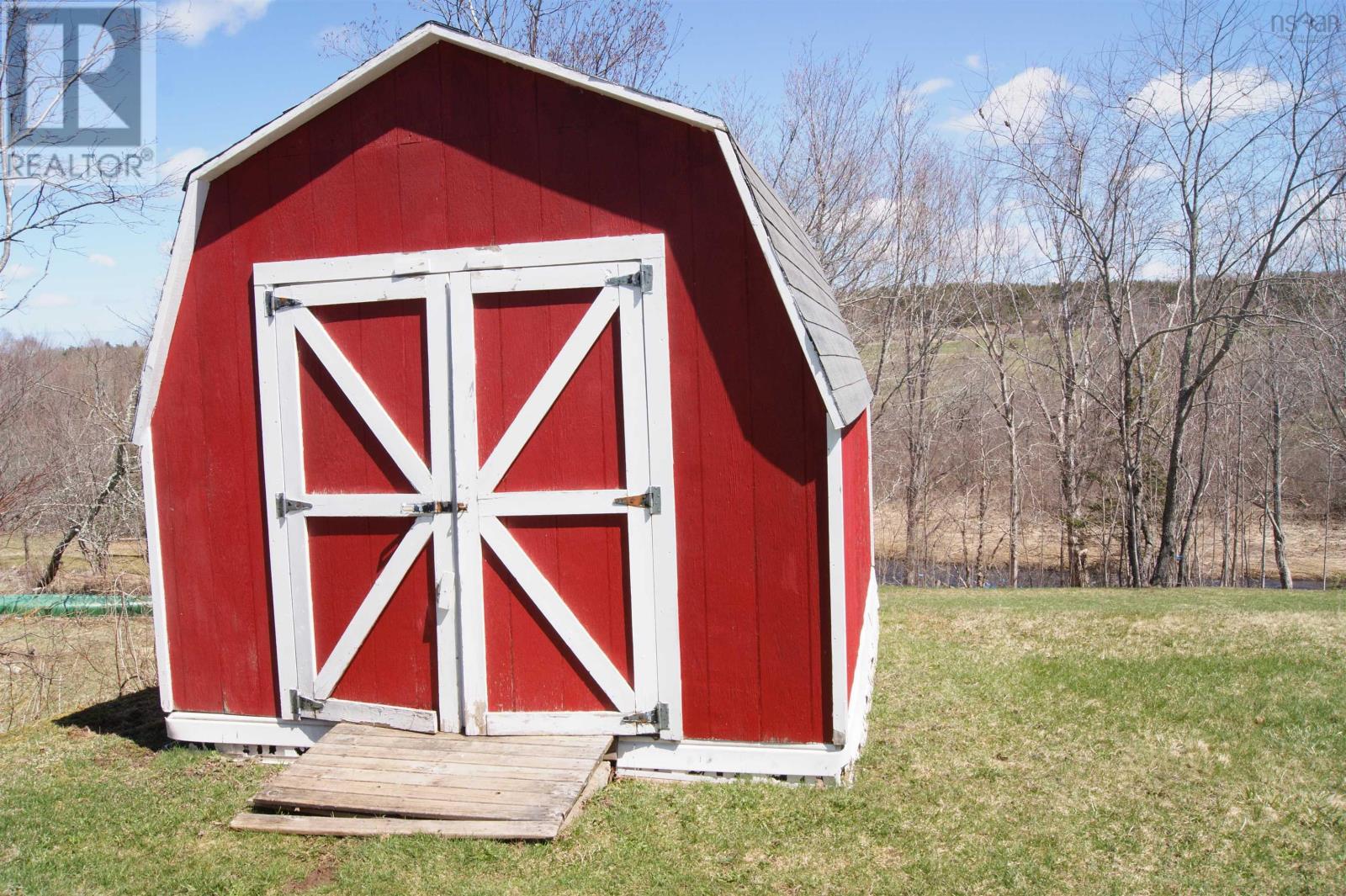 Property 6 of 30 of 4456 Stellarton Trafalgar Road