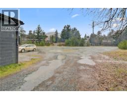 375 Nimpkish Dr, Gold River, BC V0P1G0 Photo 6