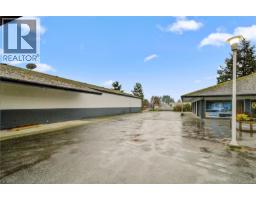 375 Nimpkish Dr, Gold River, BC V0P1G0 Photo 23