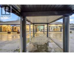 375 Nimpkish Dr, Gold River, BC V0P1G0 Photo 14