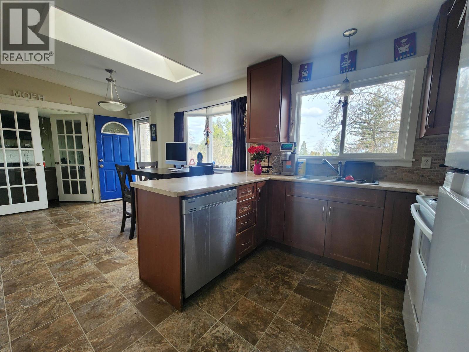 Kitchen of 411 S LYON STREET · Prince George, BC