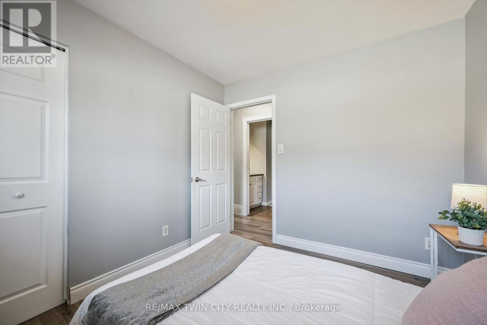 27 VICMOUNT DRIVE — photo 21