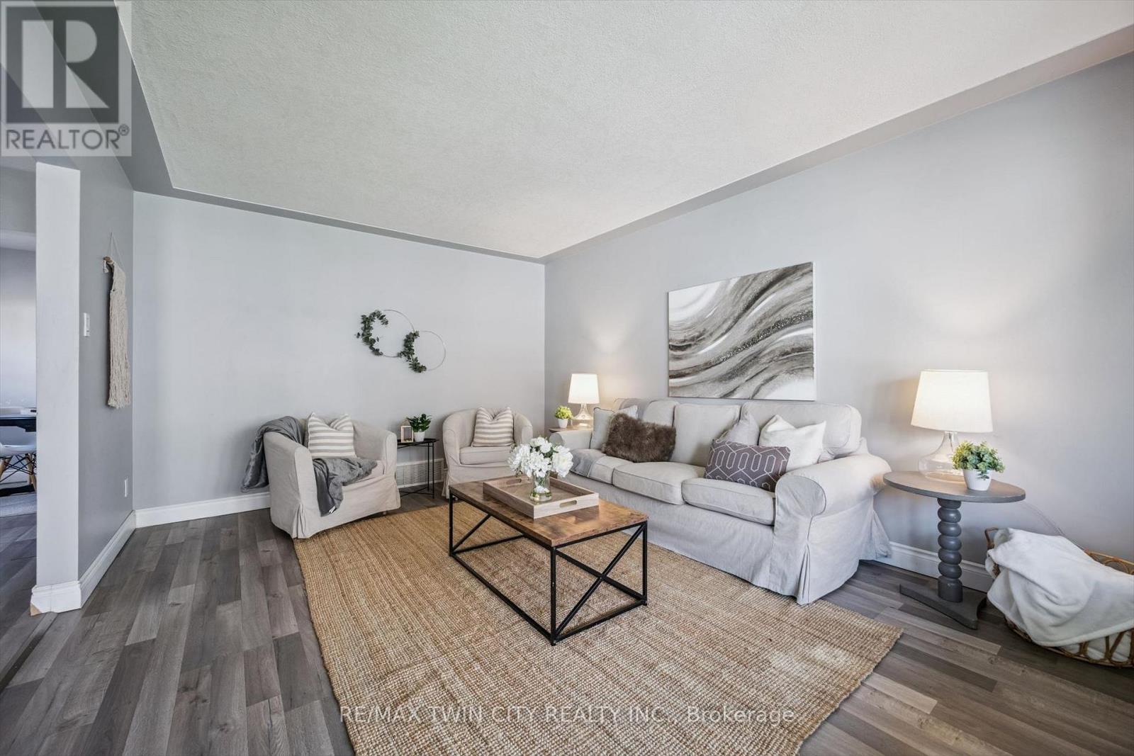 27 VICMOUNT DRIVE — photo 7