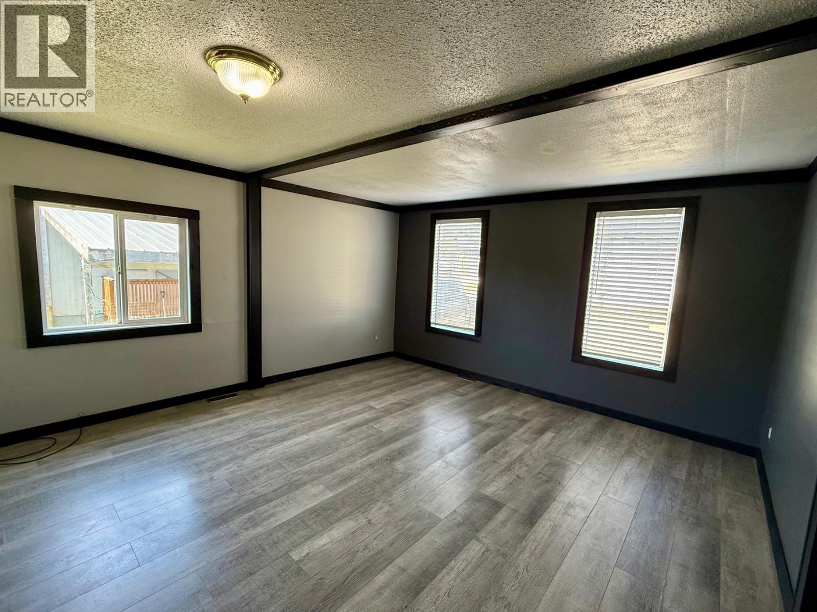 #9 6210 LOWER ELK VALLEY Road - 4