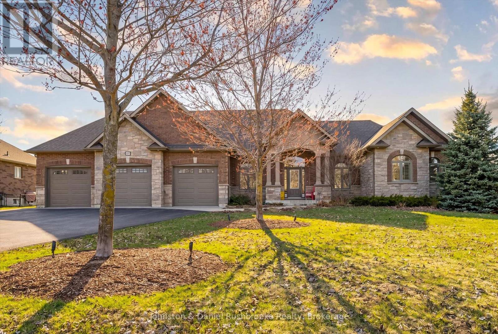 1842 MEADOWVIEW COURT - 1