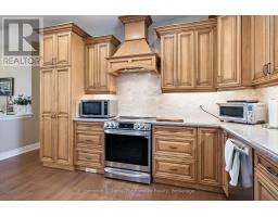 1842 Meadowview Court, Severn, ON L3V0V6 Photo 12