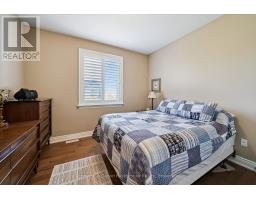 1842 Meadowview Court, Severn, ON L3V0V6 Photo 18