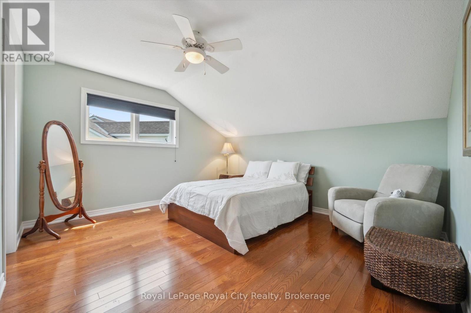 105 RIVERWALK PLACE - 26