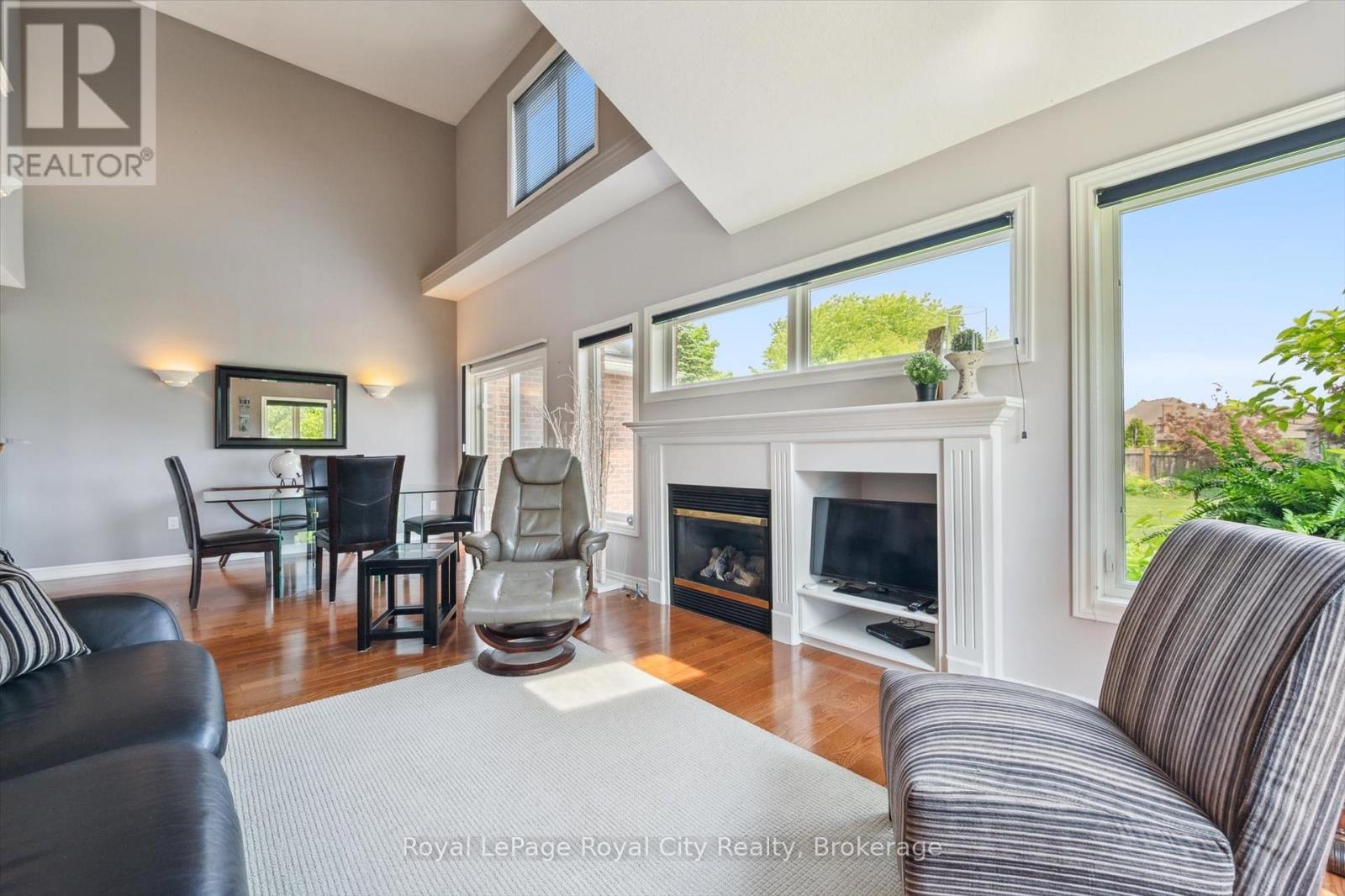 105 RIVERWALK PLACE - 7