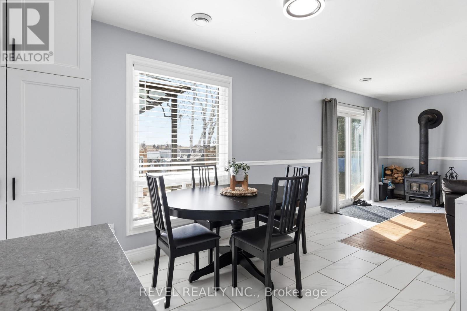 190 O'REILLY LANE - 17