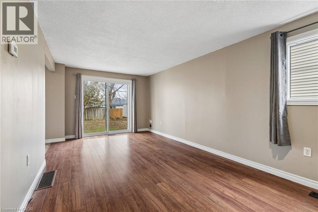 62 CORBETT Drive, Barrie, Ontario, L4M5V2 — Photo 12