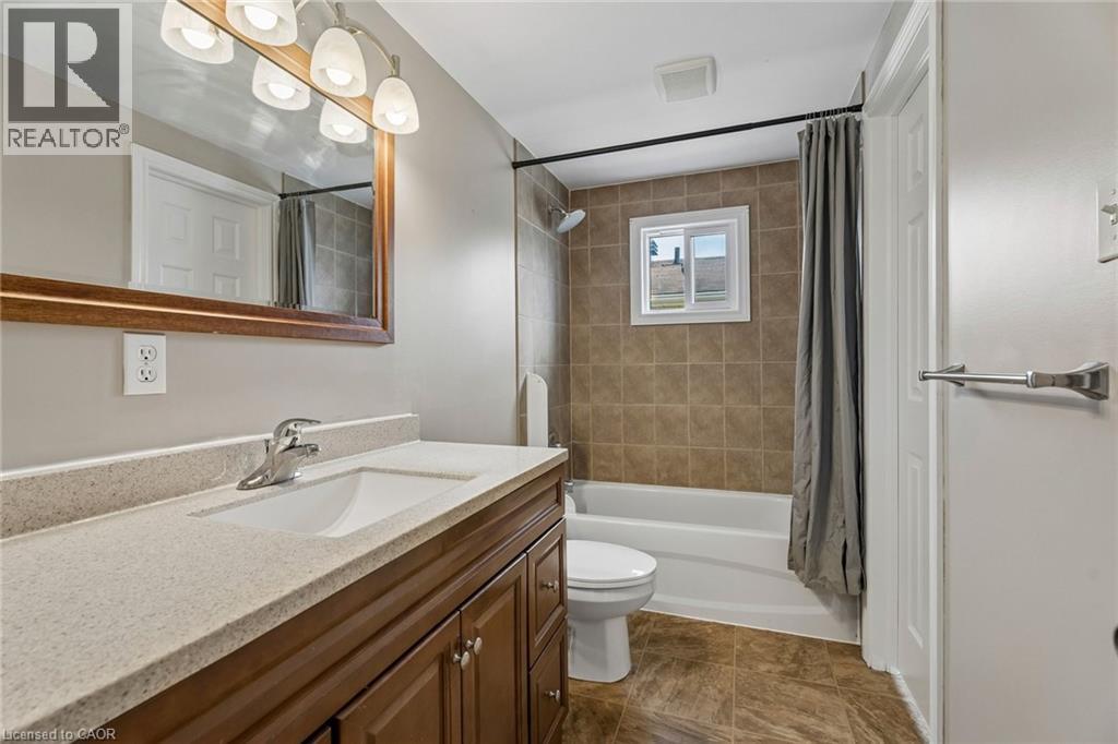 62 CORBETT Drive, Barrie, Ontario, L4M5V2 — Photo 22