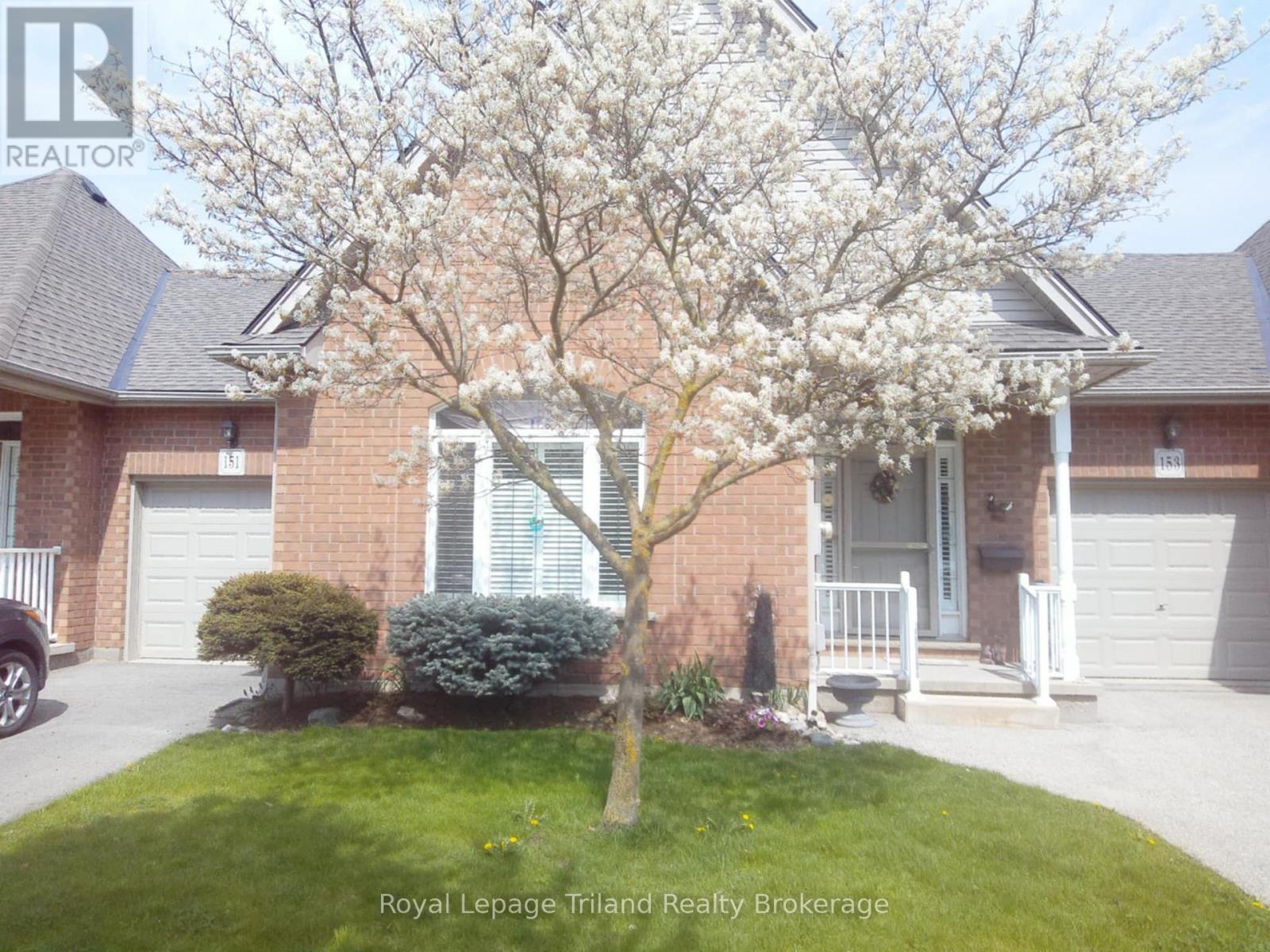 2 - 153 FERGUSON DRIVE, Woodstock (Woodstock - South), Ontario, N4V1H4 — Photo 2