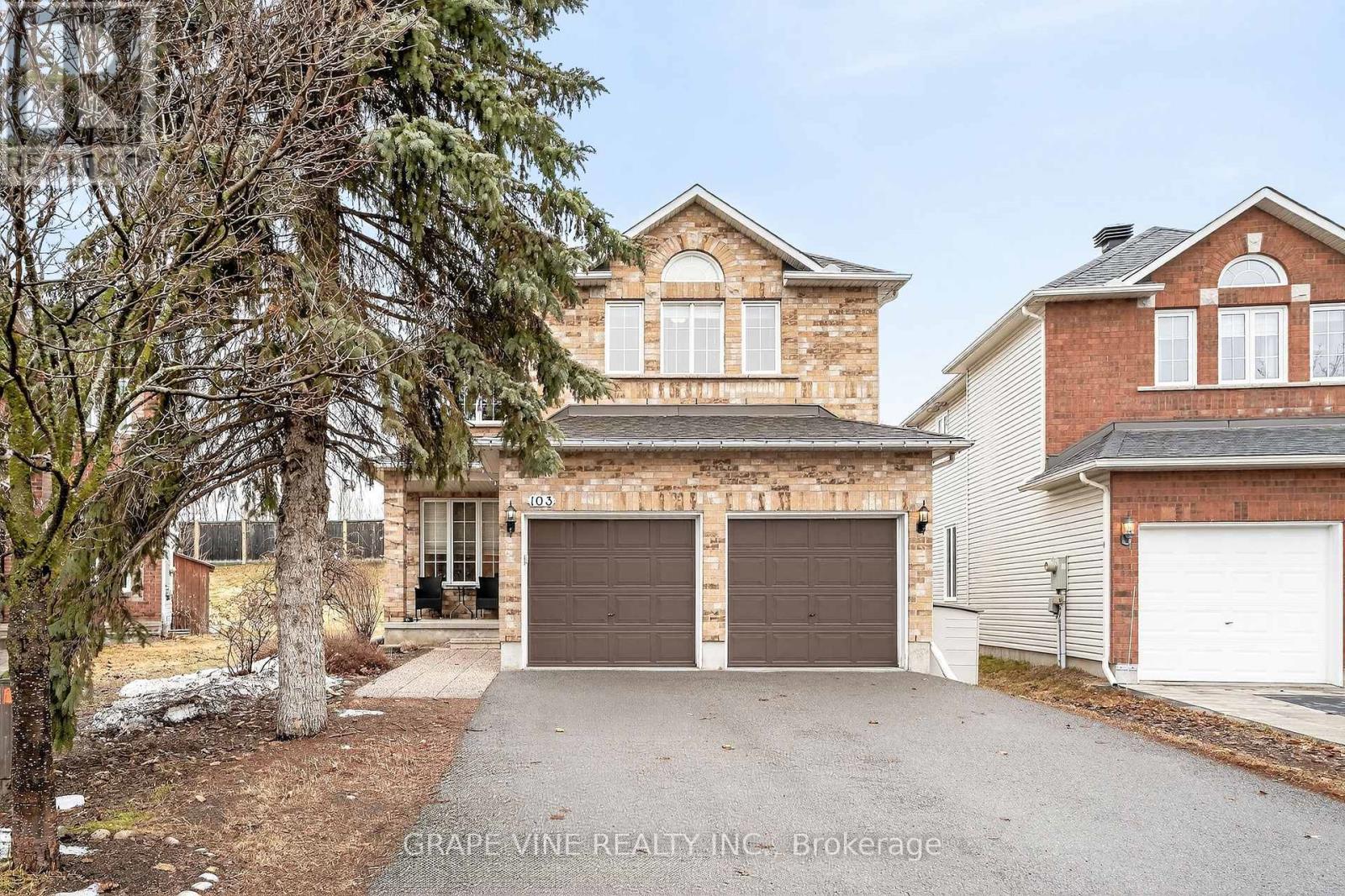 103 ROWALLEN PLACE - 1