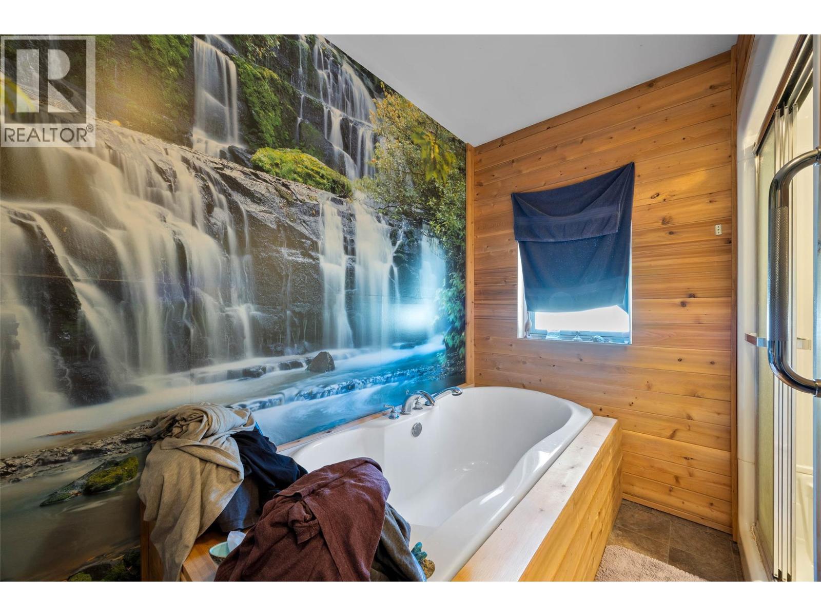 1029 Raft River Road, Clearwater