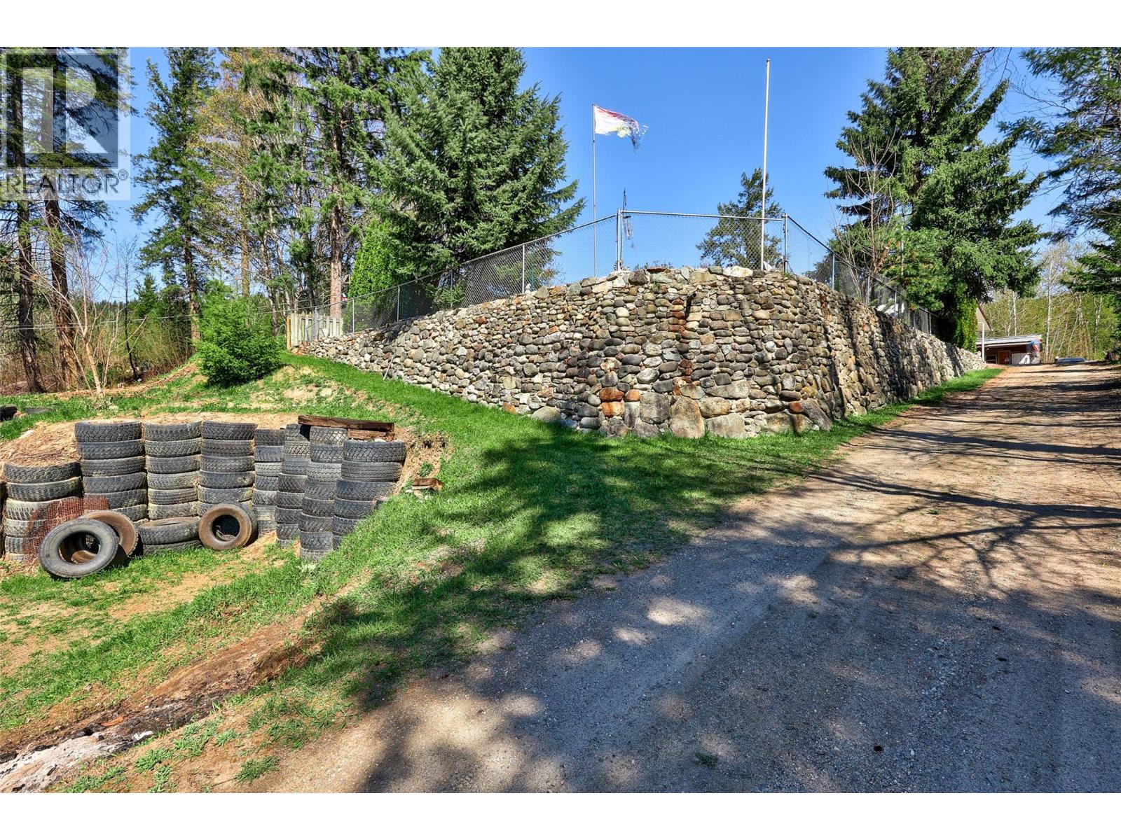 1029 Raft River Road, Clearwater