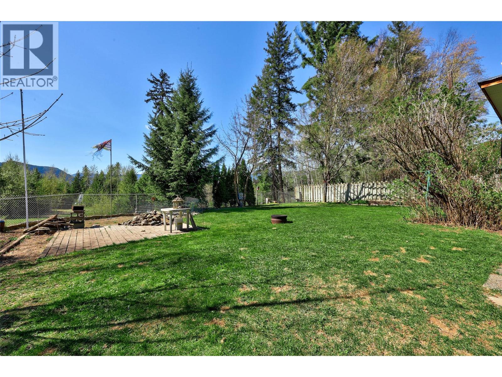 1029 Raft River Road, Clearwater