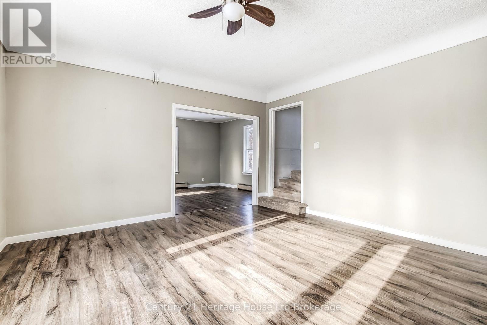 152 CHARLES STREET E — photo 15