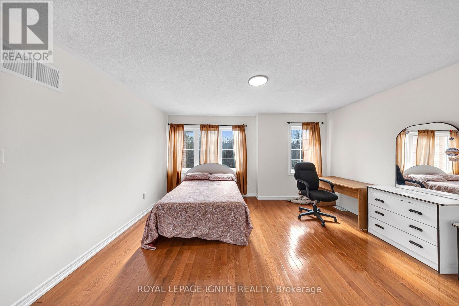 59 BOSWELL ROAD - 35